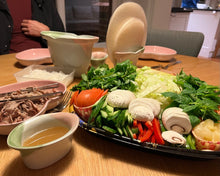 Load image into Gallery viewer, Share Platter: Korean-Style Vietnamese Rice Paper Rolls

