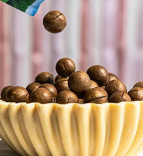 Load image into Gallery viewer, Macadamias Australia, Happy Nut (Vanilla Macadamias)
